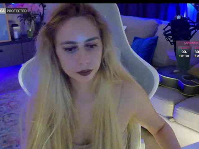 -Light-Fury- Live Webcam on BongaCams