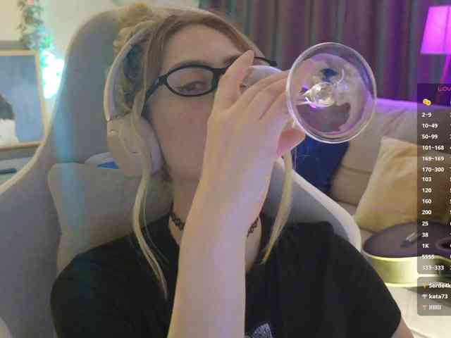 -Light-Fury- Live Webcam on BongaCams
