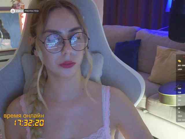 Danil__Kolbasenko webcam