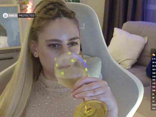 Danil__Kolbasenko webcam
