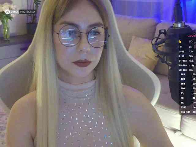 Danil__Kolbasenko webcam