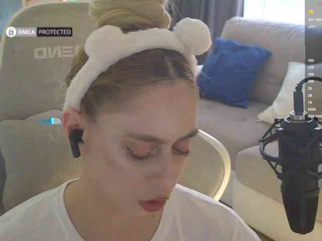 Danil__Kolbasenko webcam