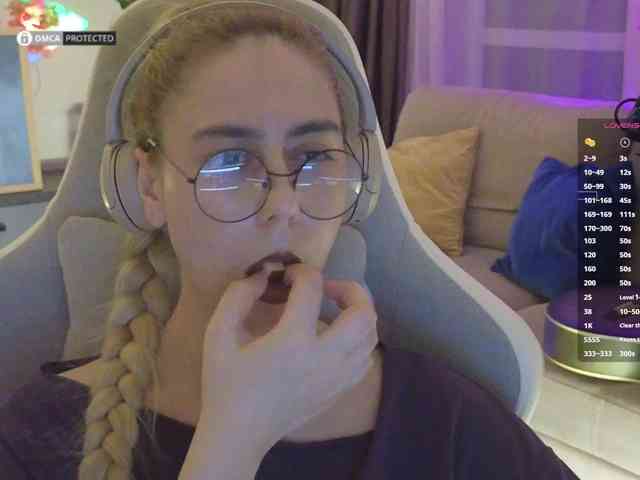 Danil__Kolbasenko webcam