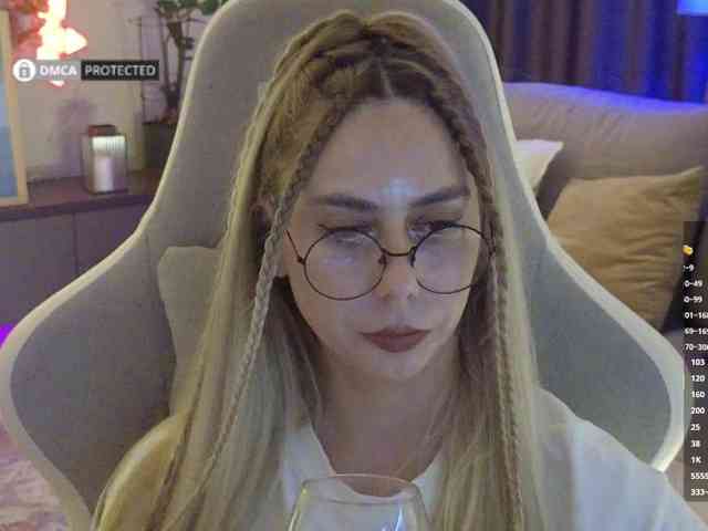 Danil__Kolbasenko webcam