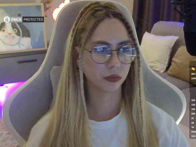 Danil__Kolbasenko webcam
