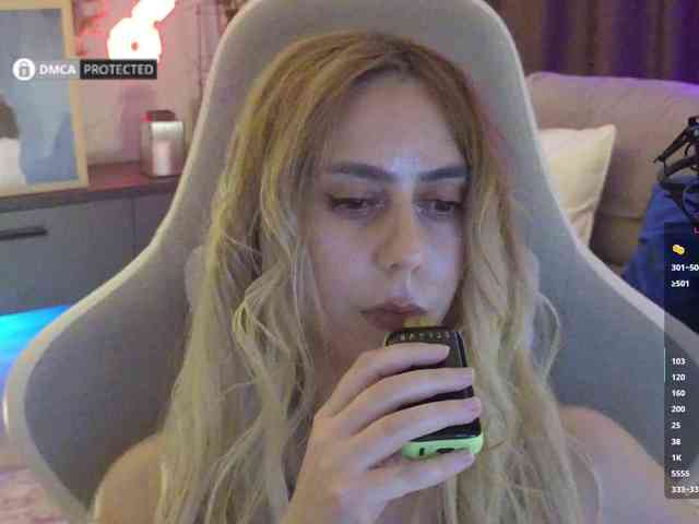 Danil__Kolbasenko webcam