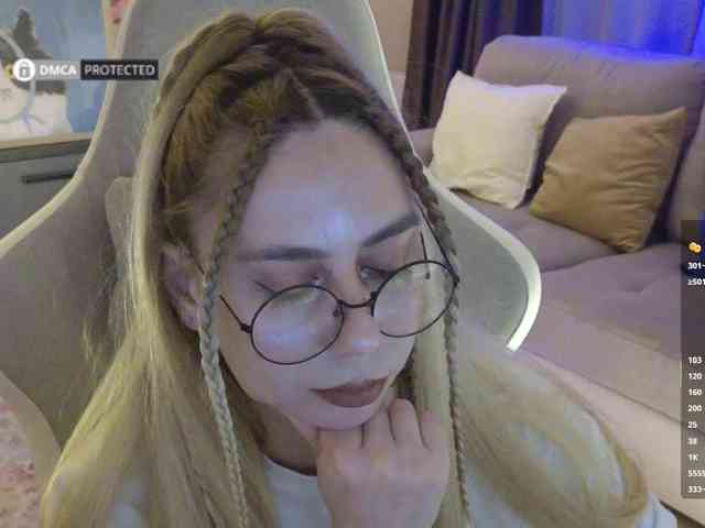 Danil__Kolbasenko webcam