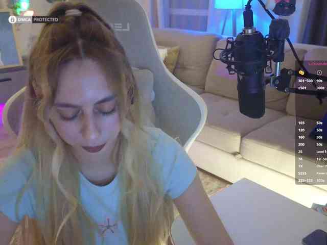 -Light-Fury- Sex Cam Show