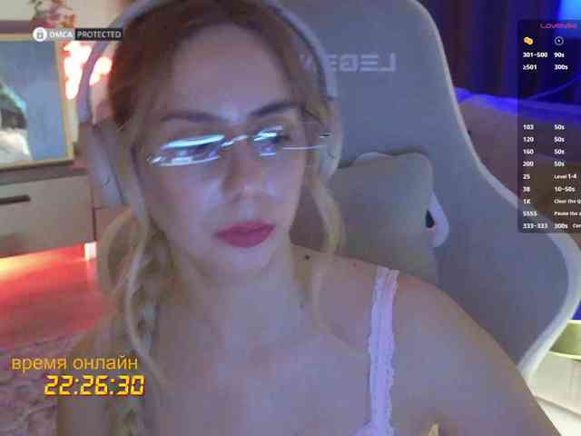 -Light-Fury- Live Webcam on BongaCams