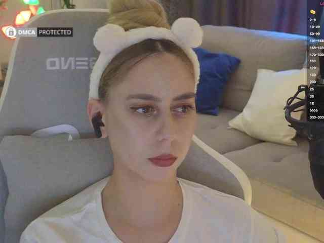 Danil__Kolbasenko webcam
