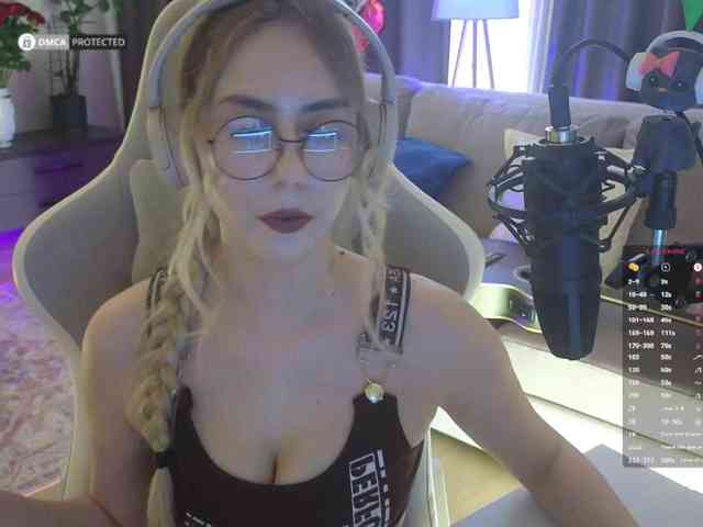 Danil__Kolbasenko webcam