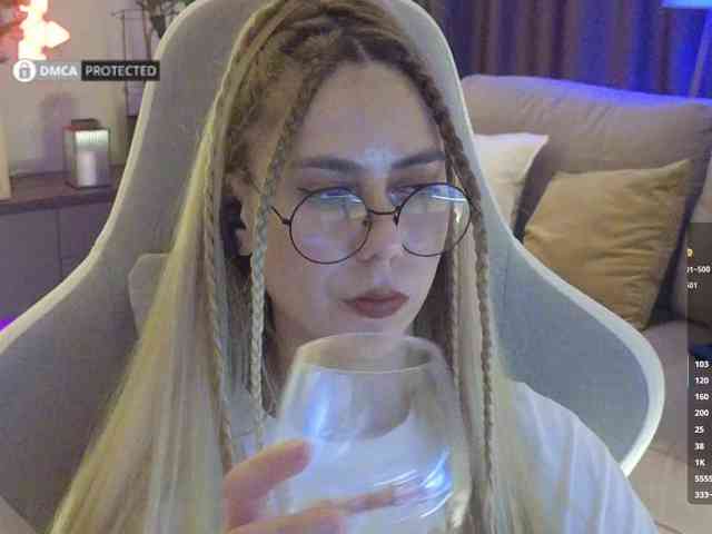 Danil__Kolbasenko webcam