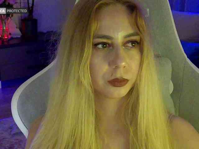 -Light-Fury- Live Webcam on BongaCams