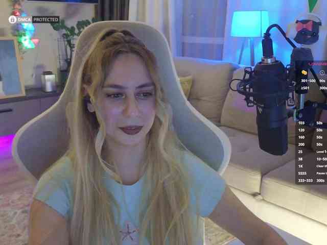 -Light-Fury- Sex Cam Show