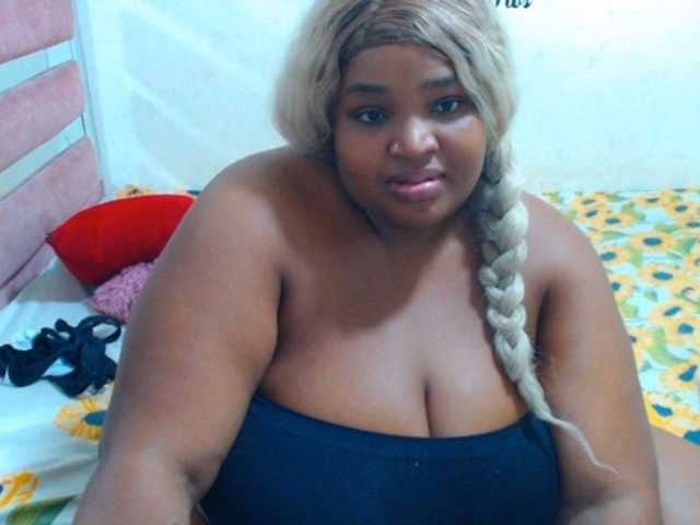 hannai's BongaCams show and profile