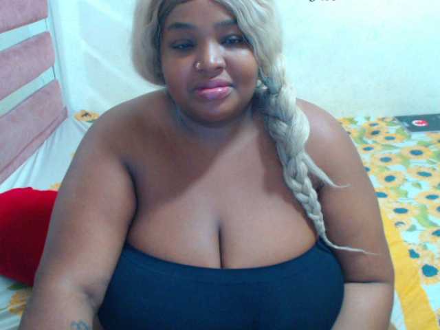 hannai's BongaCams show and profile