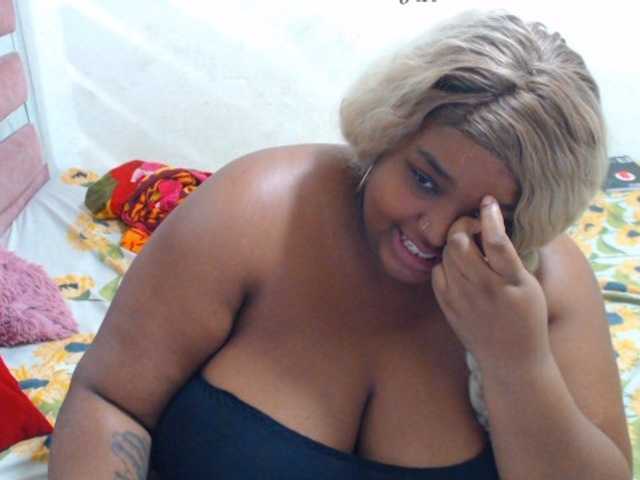 hannai's BongaCams show and profile