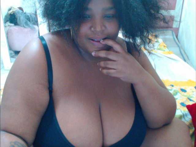 hannai live webcam show