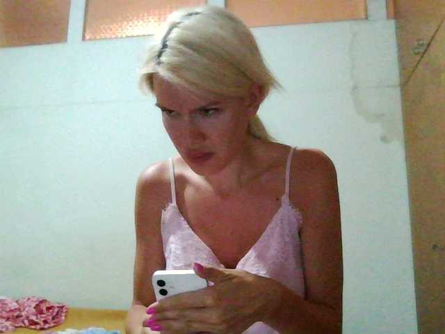 Keylaone live cam on BongaCams