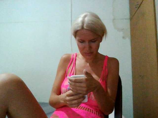 Keylaone live cam on BongaCams