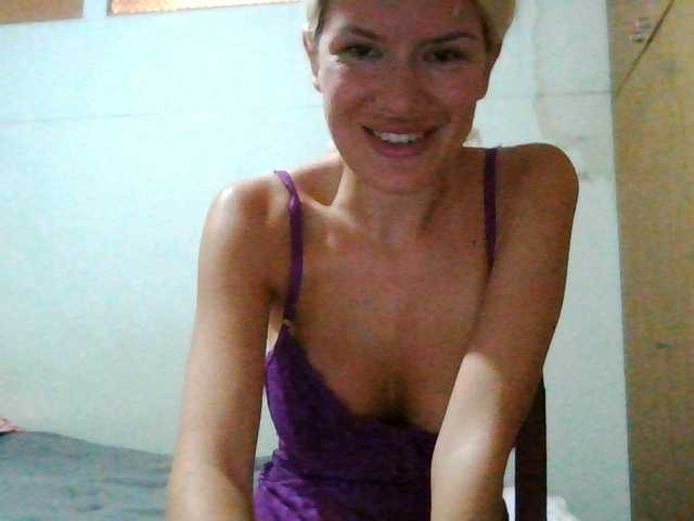 Keylaone live cam on BongaCams