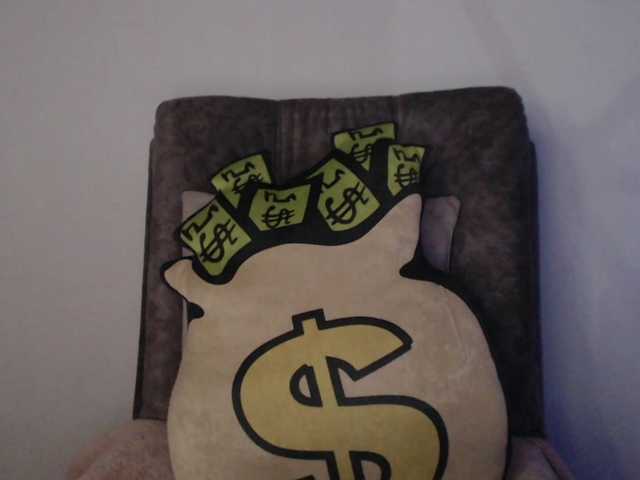 paramo1's BongaCams show and profile