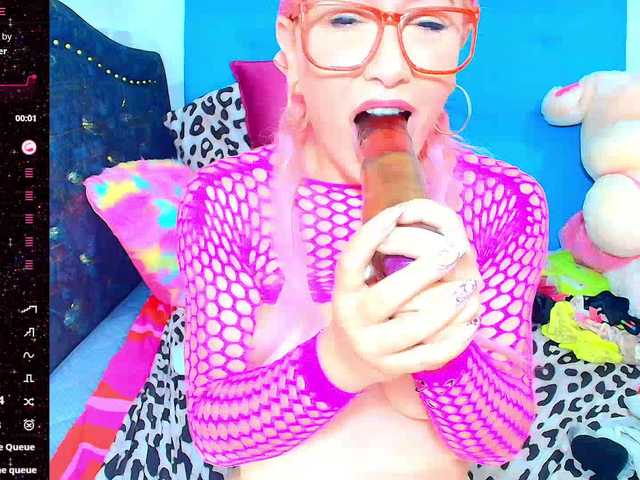 HonneyBunny1 live cam on BongaCams