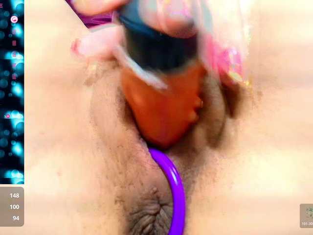 HonneyBunny1 live cam on BongaCams