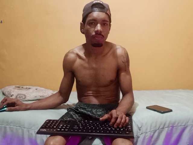 setorblack — live male cam