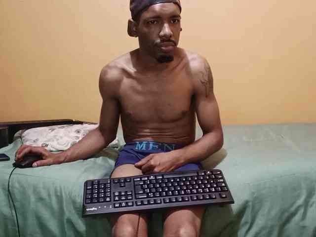 setorblack Live Webcam on BongaCams