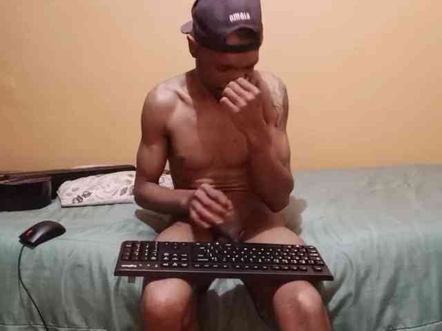 setorblack Live Webcam on BongaCams