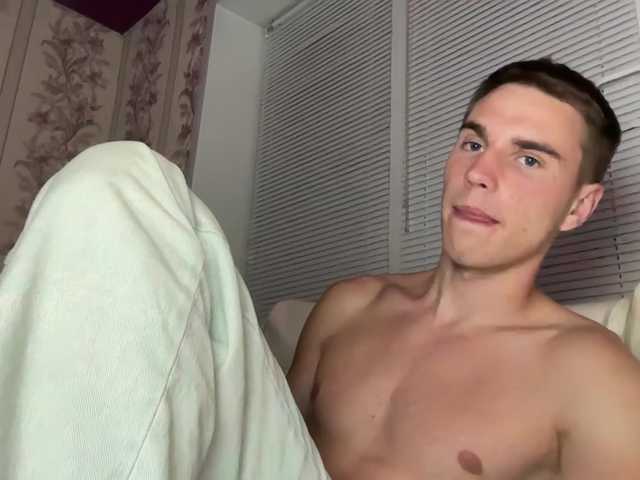 notary — live male cam
