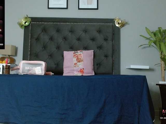 CharlotteLemke live cam on BongaCams
