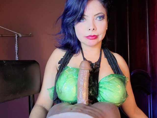 jacki-O's BongaCams show and profile