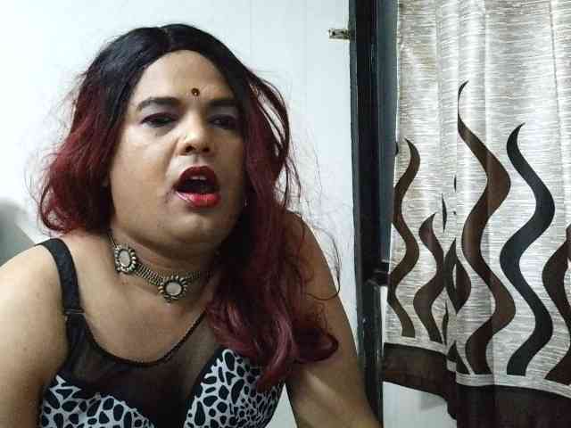 INDIANSISSYCHUBBY Sex Cam Show