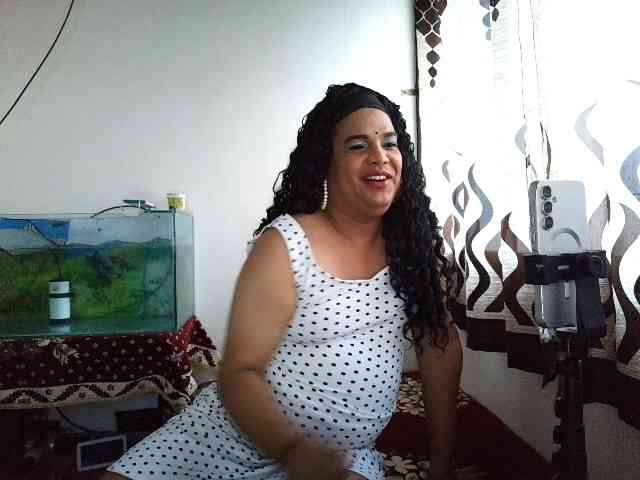 INDIANSISSYCHUBBY Sex Cam Show