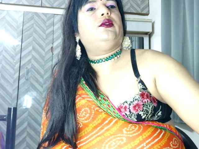INDIANSISSYCHUBBY
