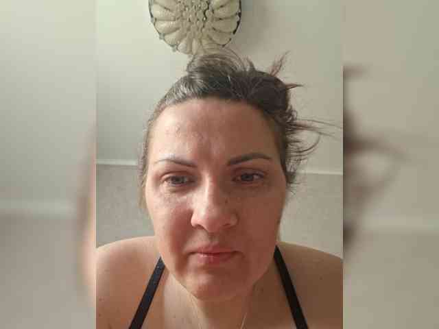 SonyaManya webcam