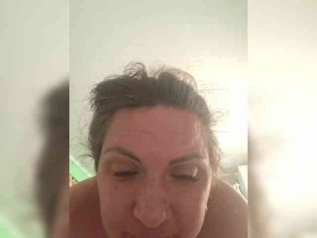 SonyaManya webcam