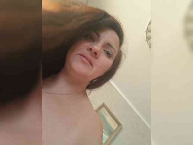SonyaManya webcam