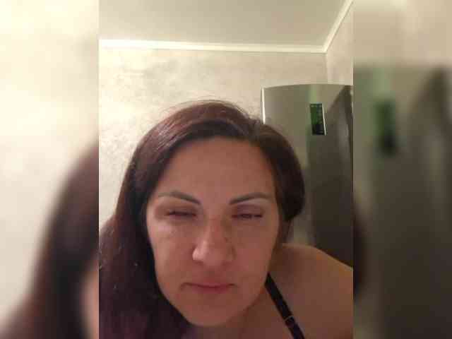SonyaManya webcam