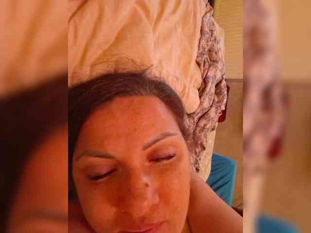 SonyaManya webcam