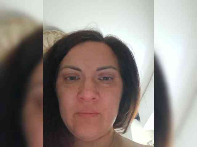 SonyaManya webcam