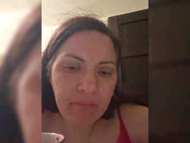 SonyaManya webcam