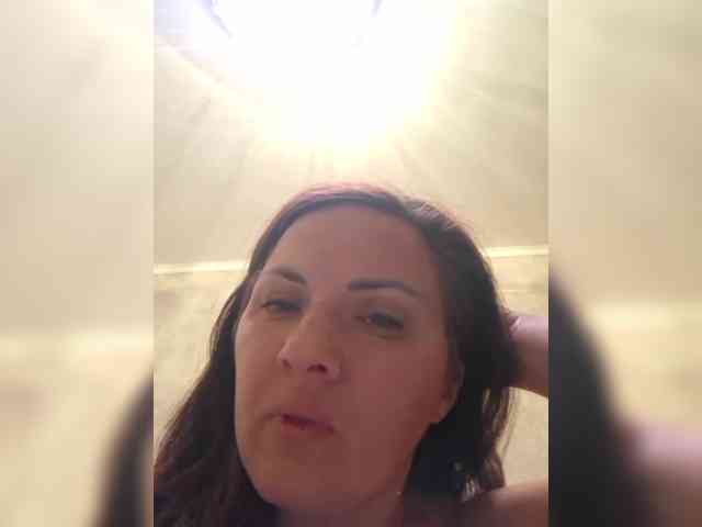 SonyaManya webcam
