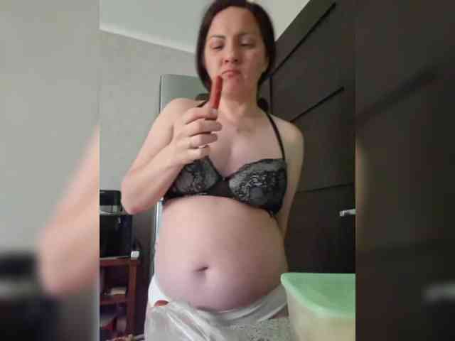 SonyaManya webcam