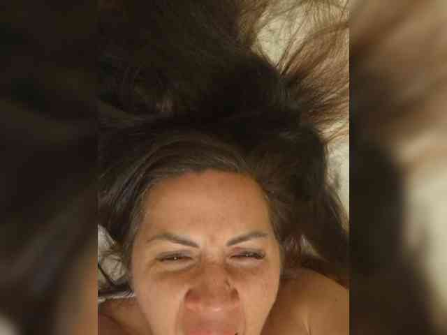 SonyaManya webcam