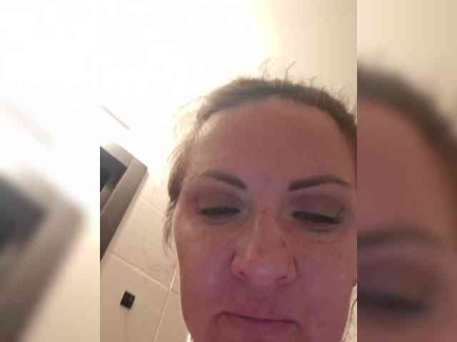 SonyaManya webcam
