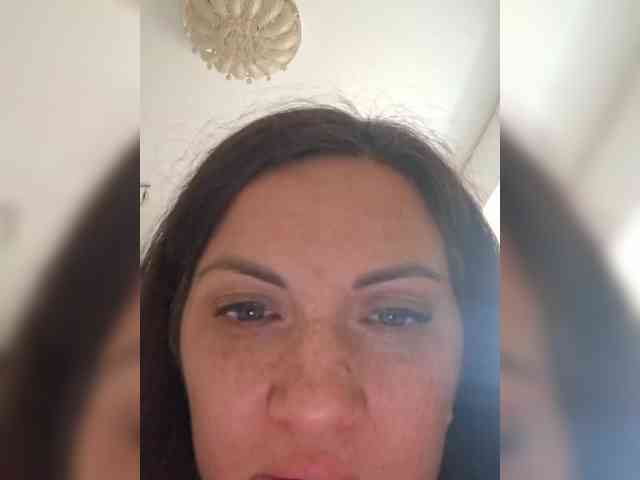 SonyaManya webcam