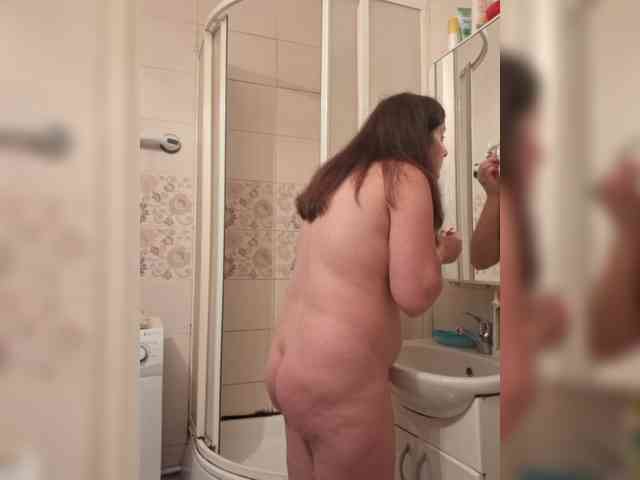 SonyaManya webcam